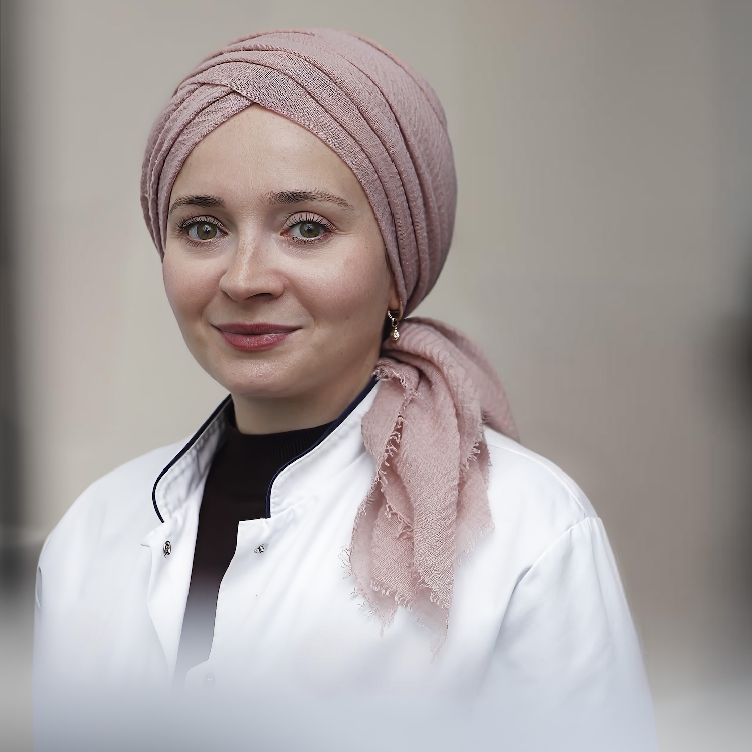 Dr. Asli Ayvaz